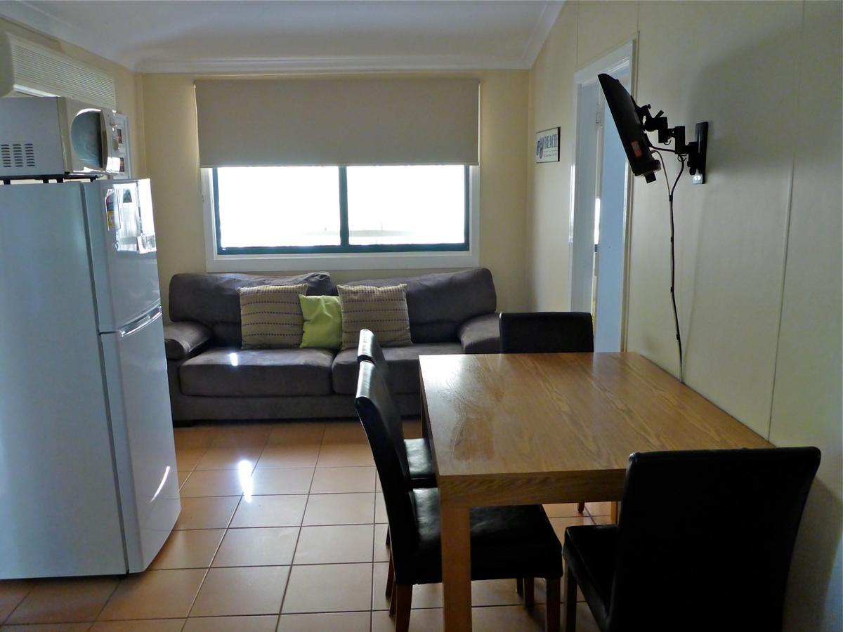 Lazy Lobster Holiday Units & Chalets Port Denison 外观 照片